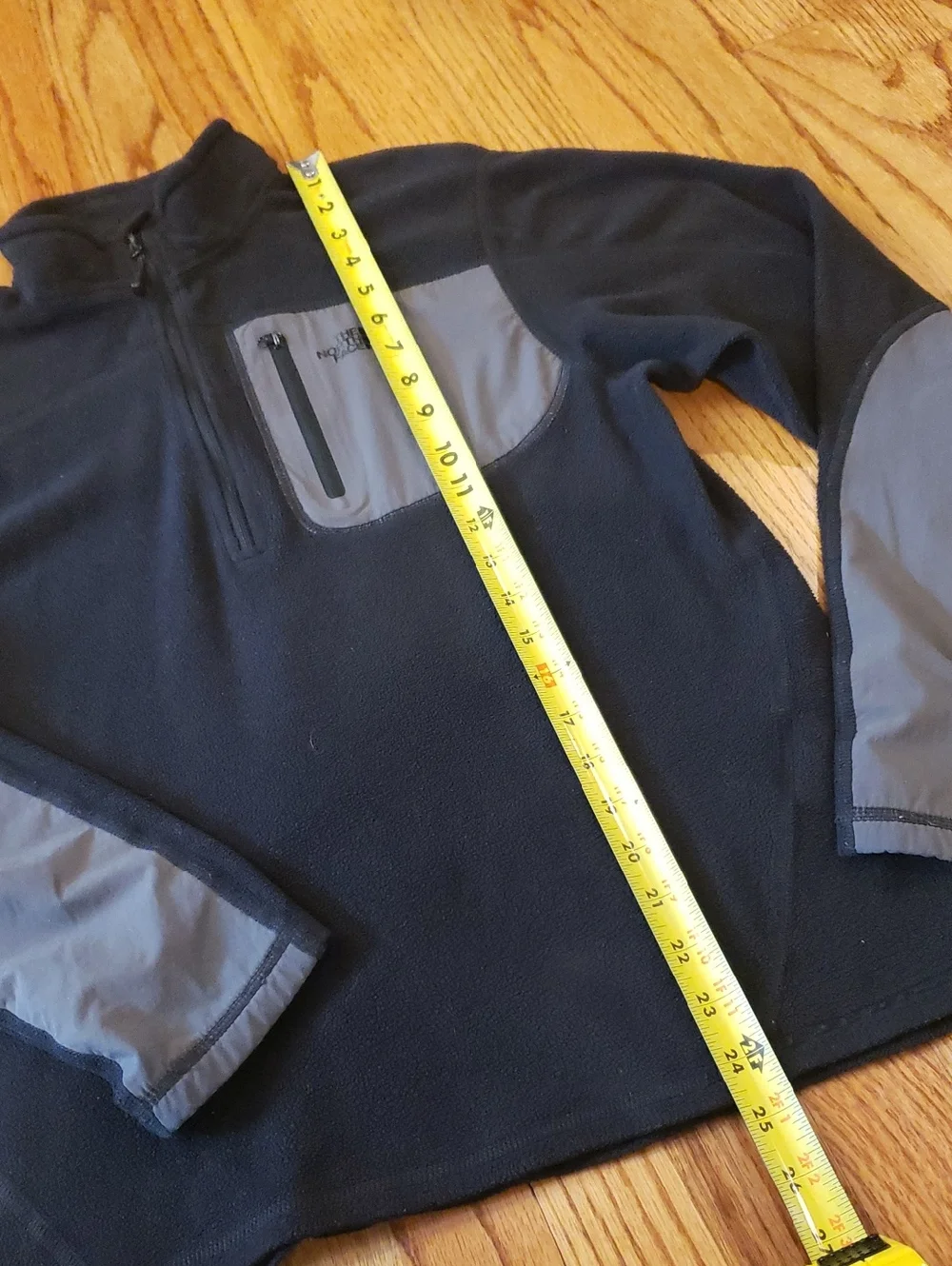 The North Face Black and Gray Fleece 1/4 Zip Sweatshirt Size: S